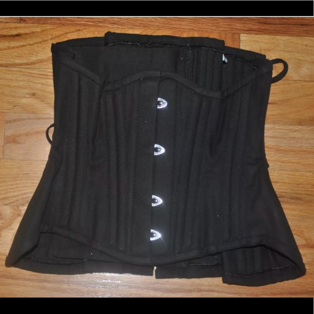Glamour Corset 24 short
